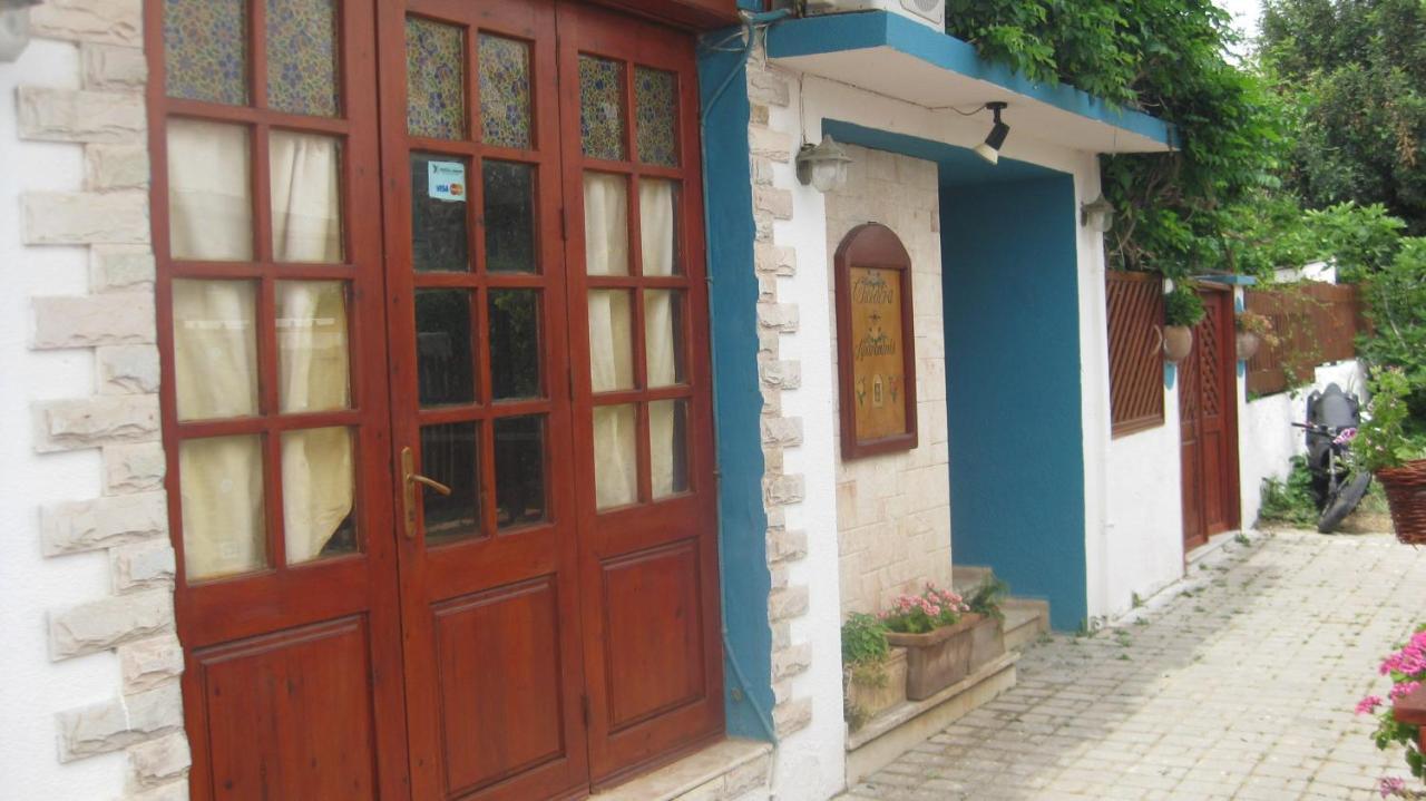 Aparthotel Theodora Makrýgialos Exteriér fotografie
